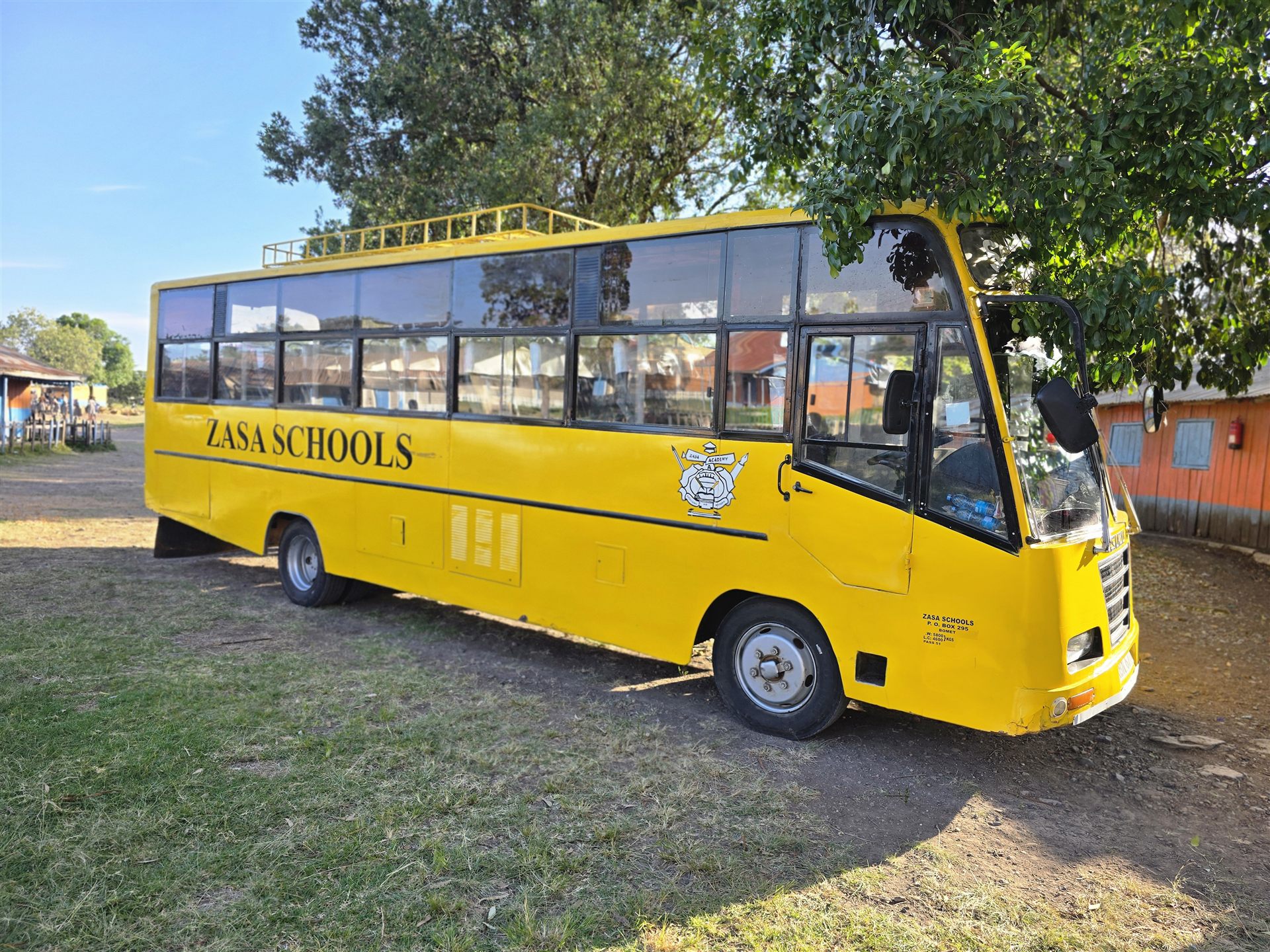 Zasa Schools bus in the school yard